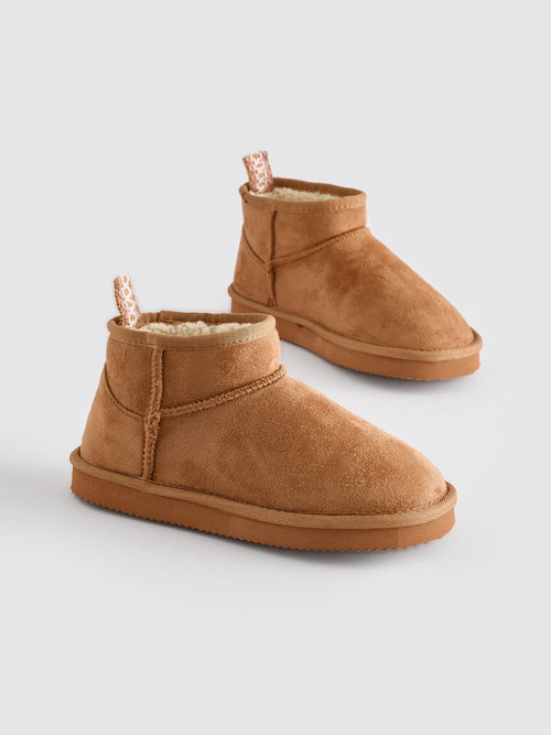 Tan Brown Pull On Slippers