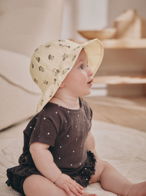Neutral Floral Baby 100% Cotton Woven Bucket Hat (0mths-2yrs)
