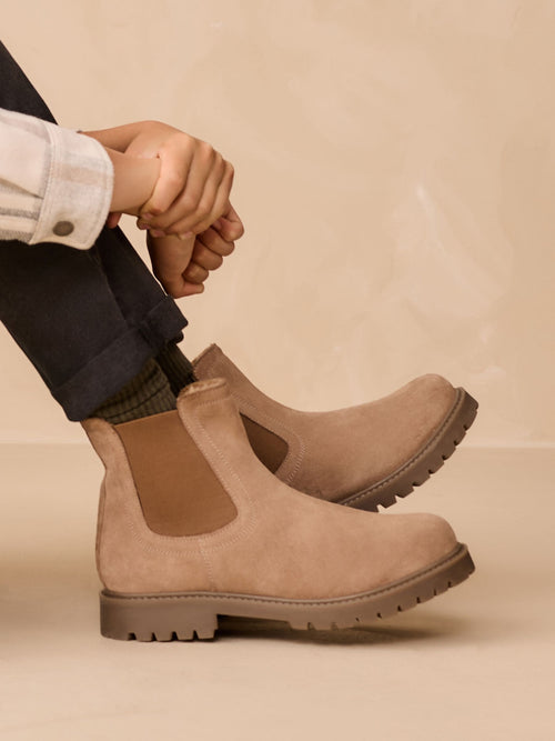 Neutral Standard Fit (F) Leather Warm Lined Chelsea Boots