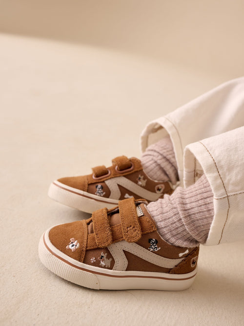 Tan Brown Dogs Standard Fit (F) Touch Fastening Trainers