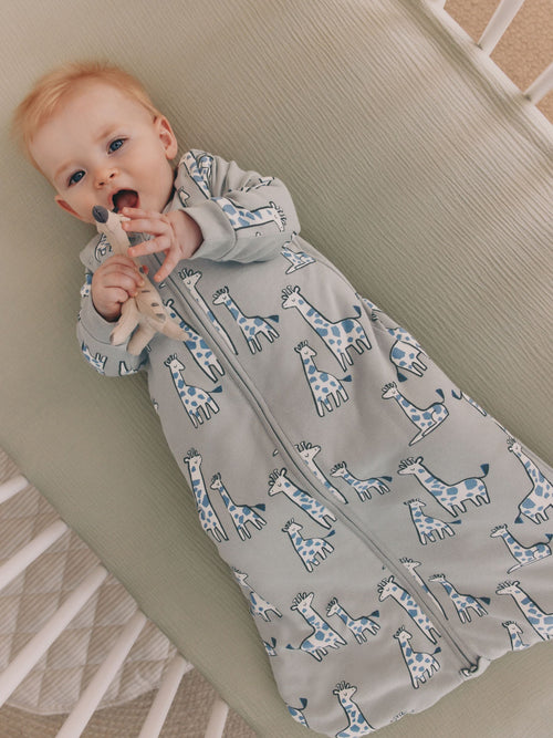 Green Giraffe 2.5 Tog Removable Sleeve Baby Sleep Bag