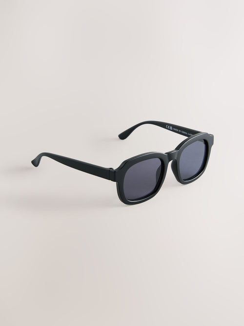 Matt Black Oval Sunglasses