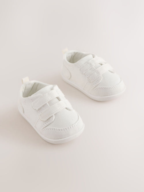 White Touch Fastening Baby Crawler Trainers (0-2mths)